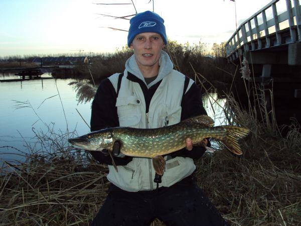 Snoek van 4 pond & 66 cm