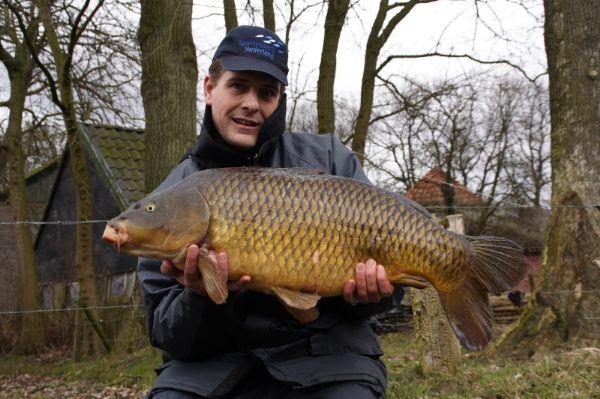 Schubkarper van 23 pond & 84 cm