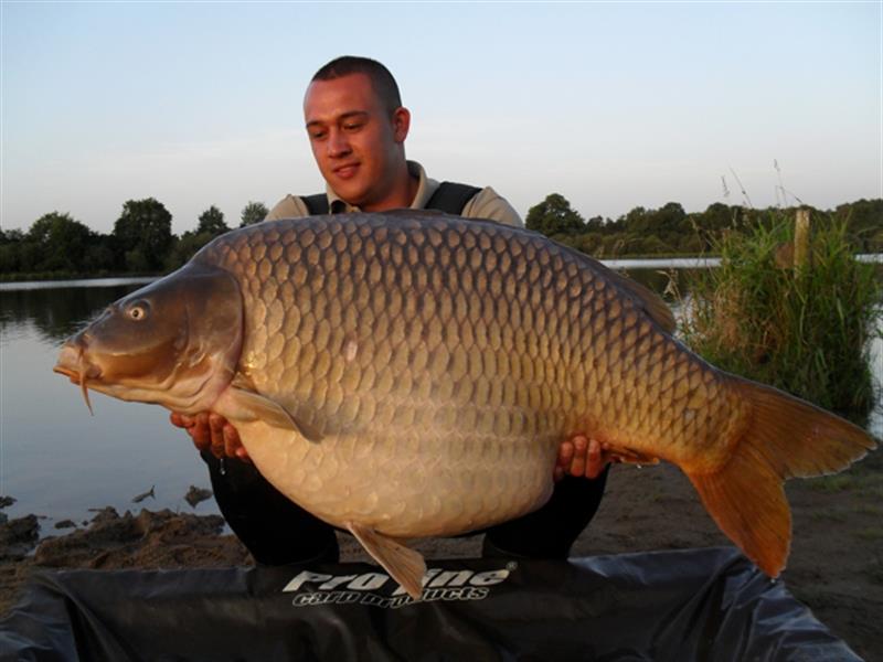 Schubkarper van 30300 gram
