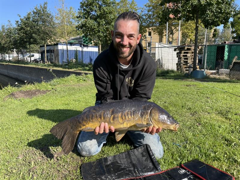 Spiegelkarper van 15 pond & 80 cm