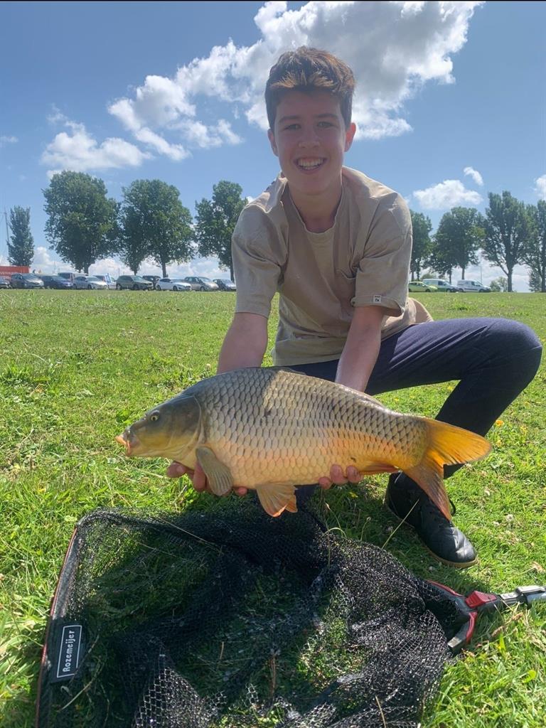 Schubkarper van 62 cm