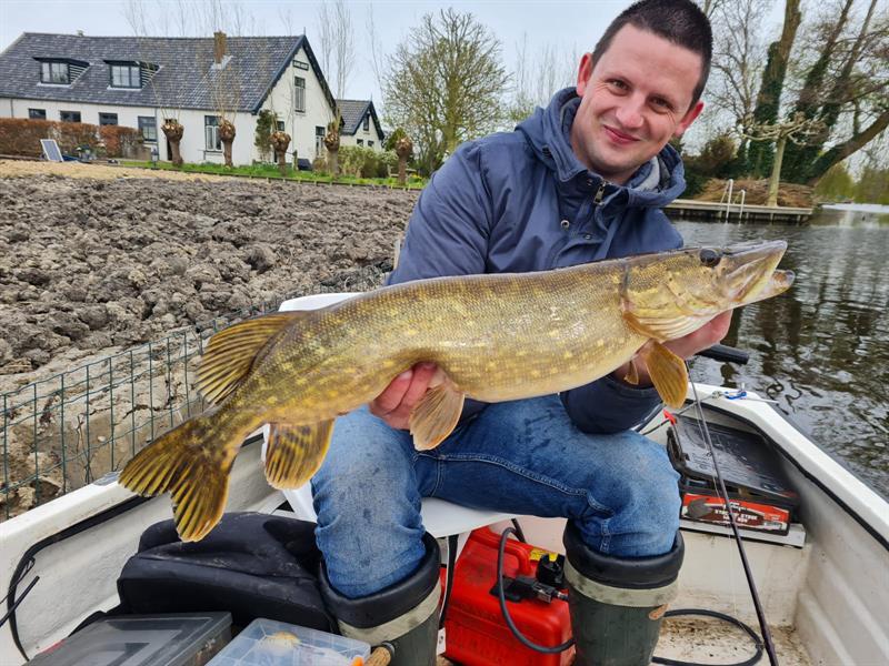Snoek van 76 cm