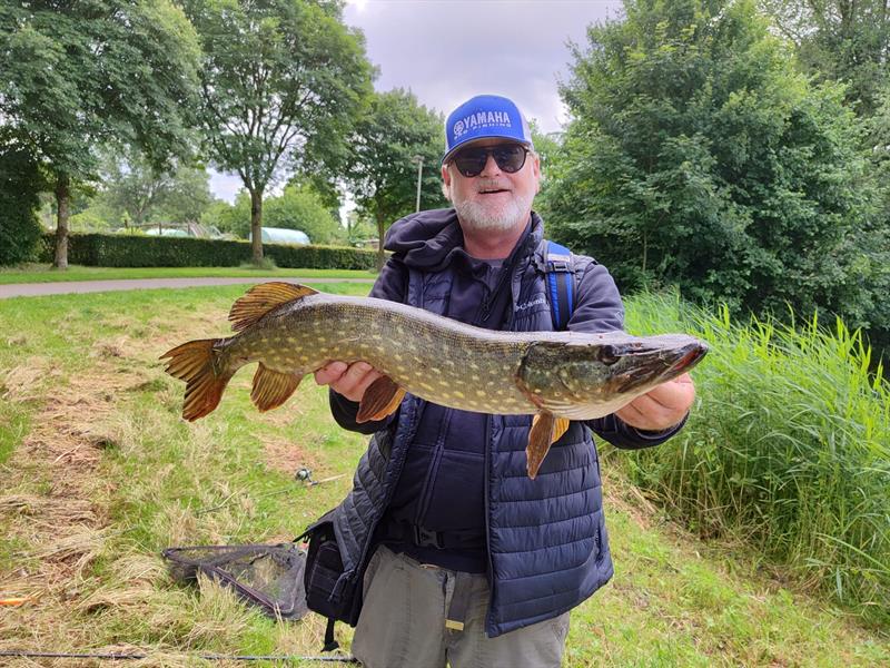 Snoek van 72 cm