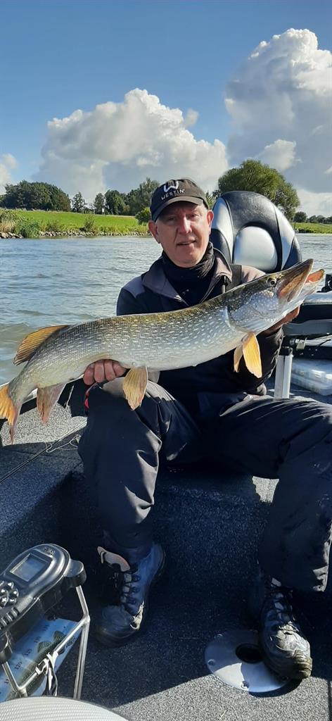 Snoek van 94 cm