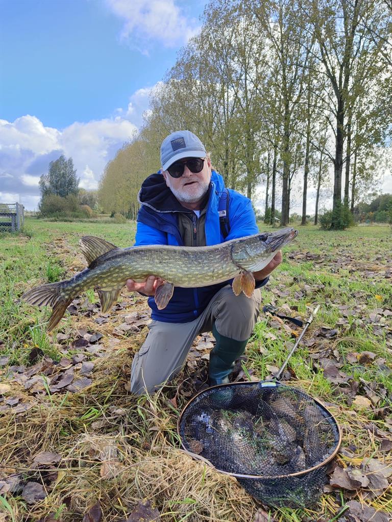 Snoek van 77 cm