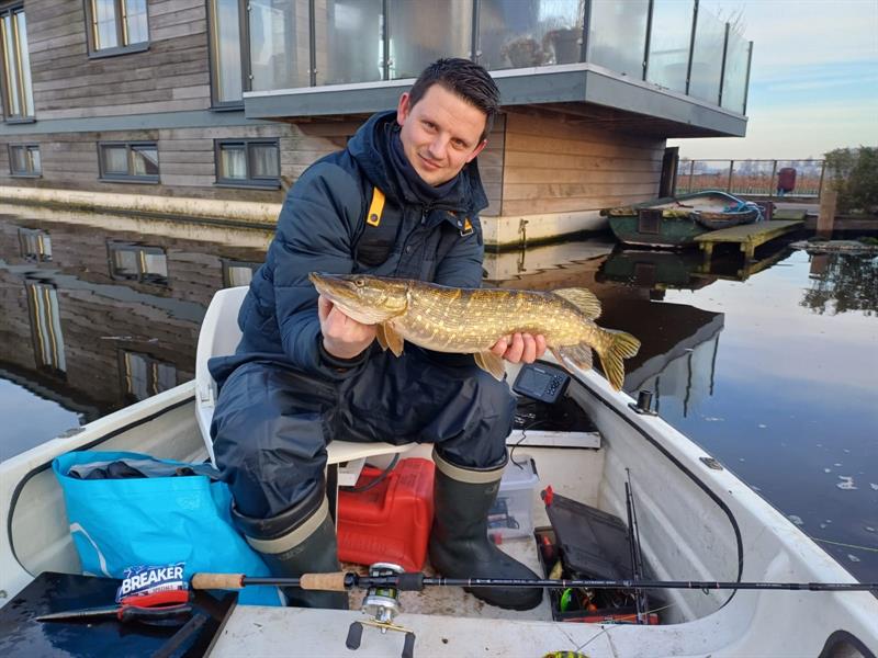 Snoek van 65 cm